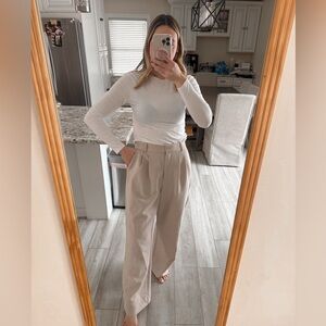 Abercrombie & Fitch Tailored Pleated Trouser Pants Beige High Rise Wide Leg 29R